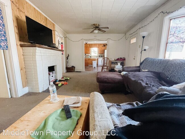 Foto del edificio - 3 br, 1 bath House - 2001 N Hollywood Ave.