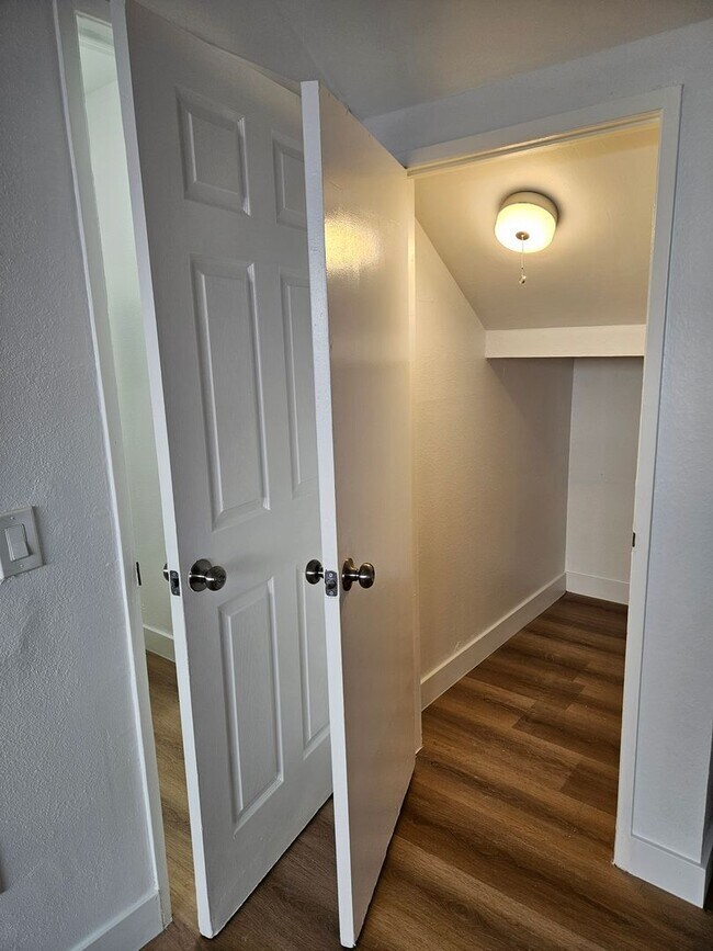 Foto del edificio - 245 E Ave 38