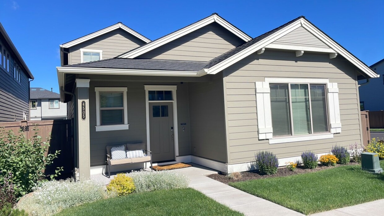 Gorgeous, like new home in Redmond! A/C a... - Gorgeous, like new home in Redmond!  A/C a...