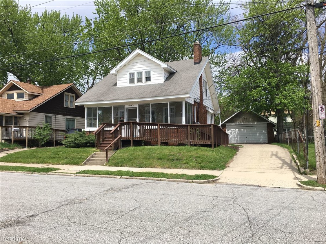 Foto principal - 527 Kenwood St NE