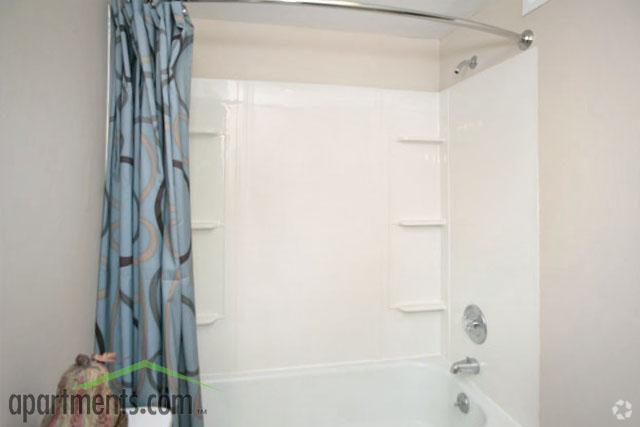 Mansard House Apartments Kalamazoo Mi Bathroom Mansard House