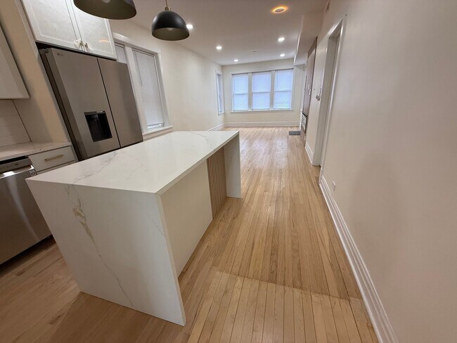 Foto del edificio - 5232 W Montana St