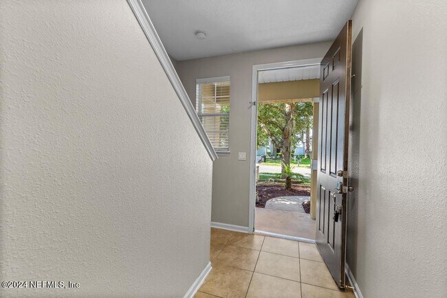 Building Photo - 880 Quiet Stone Ln
