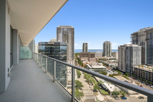 Foto del edificio - 400 Central Ave