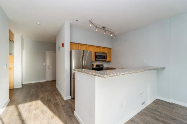 Foto del edificio - 1 bedroom in Seattle WA 98144