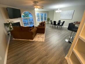 Building Photo - 4305 Timberbrooke Dr