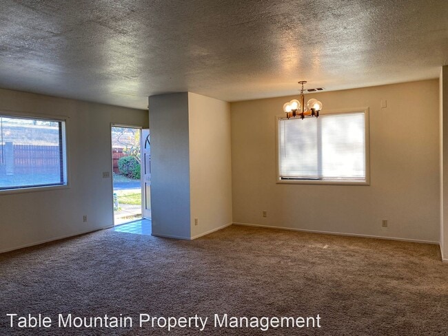 Building Photo - 2 br, 2 bath House - 3 Segura Dr