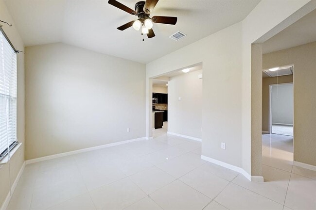 Building Photo - 14916 Custis Ln