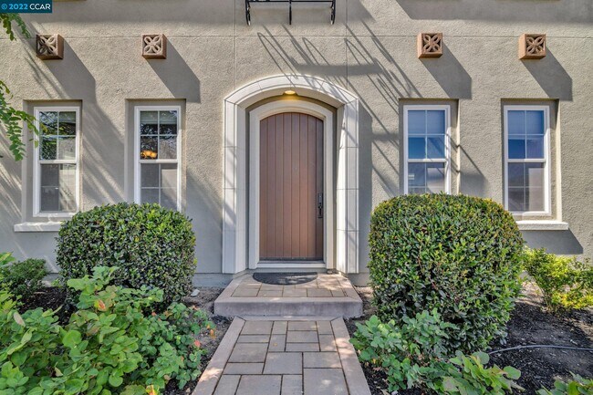 Building Photo - 1007 Shotwell Ct