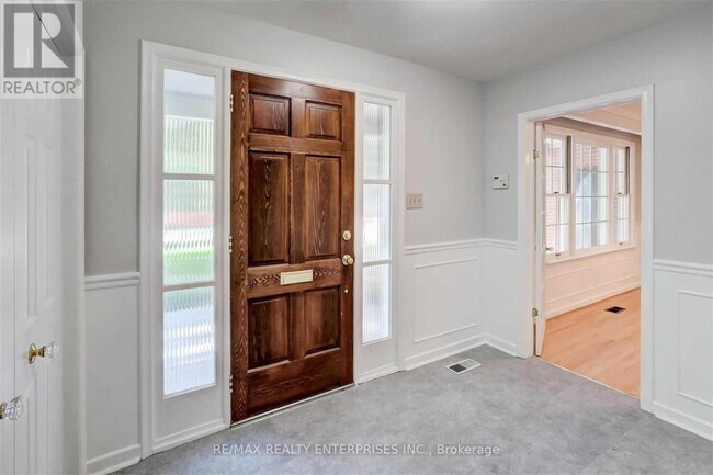 Building Photo - 1493 Birchwood Dr