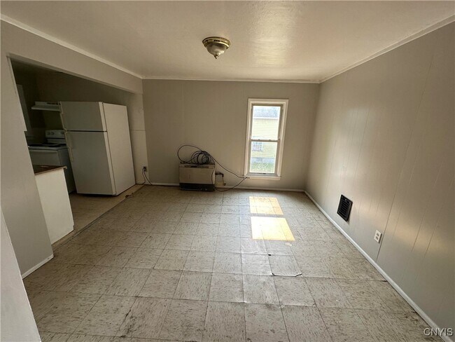 Foto del edificio - 113 E Lynde St