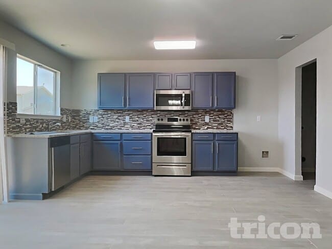 Building Photo - 268 Ariel Ln