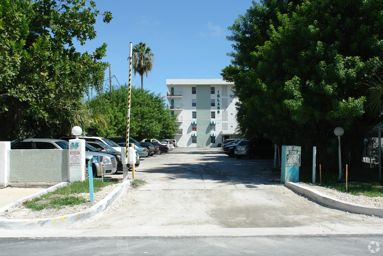 Building Photo - Island Apartments