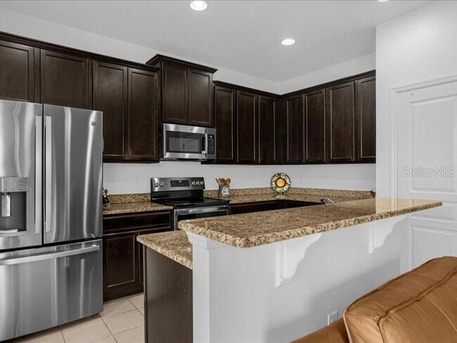 Building Photo - 1020 Umbria Ln
