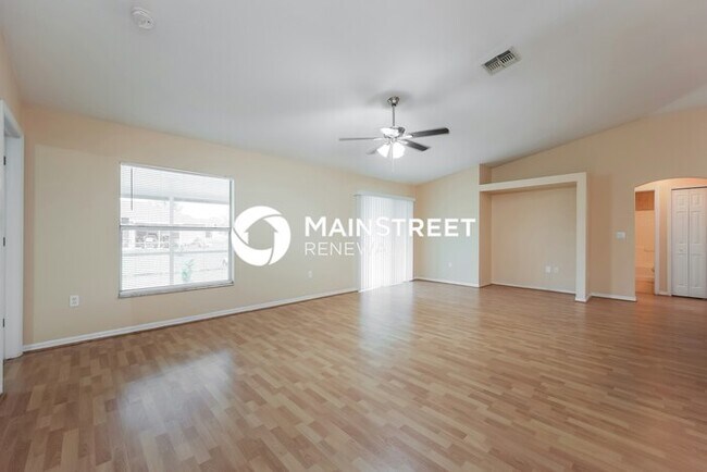 Foto del edificio - 3 Bedroom Pet-Friendly Home in Lehigh Acre...