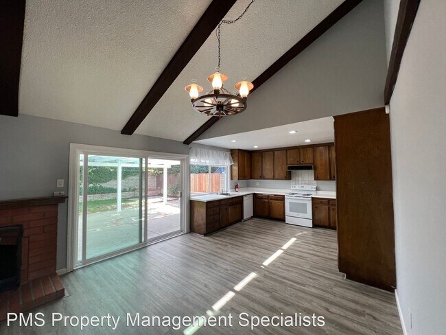Foto del edificio - 3 br, 2 bath House - 3658 Valencia Ave