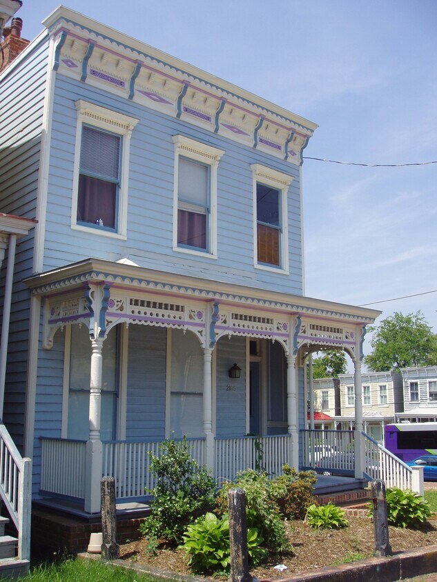 front of house - 2105 E Marshall St