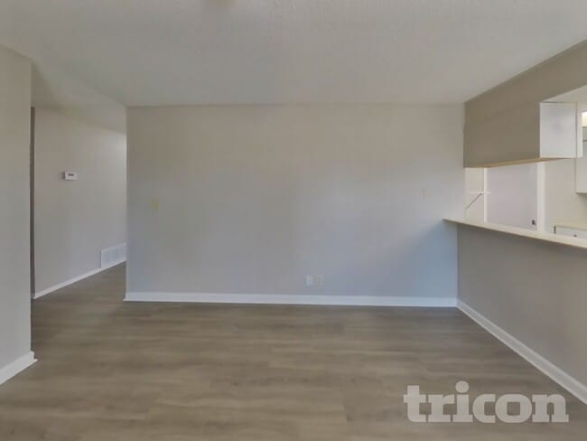 Building Photo - 7815 Melbury Forest