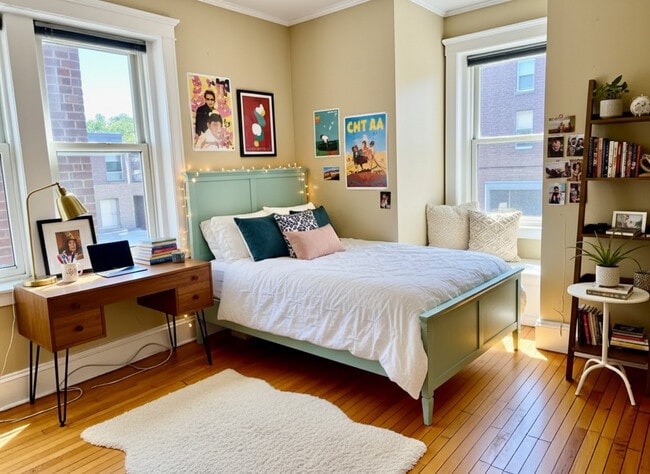 Building Photo - 74 Egmont St