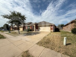Building Photo - 1309 Basswood Ln