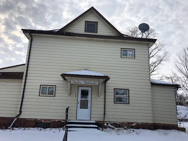 Building Photo - 321 Western Ave