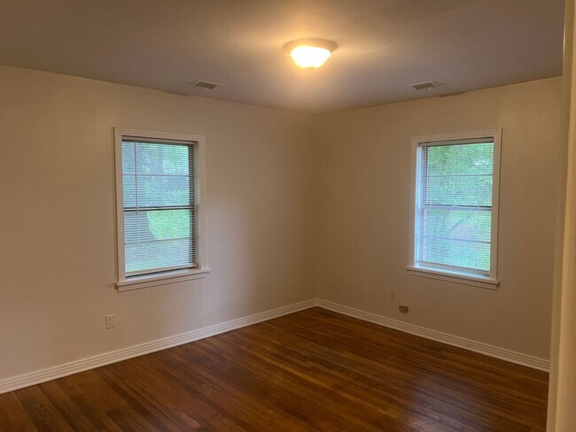 Foto del edificio - 3 Bed 1 Bath Home