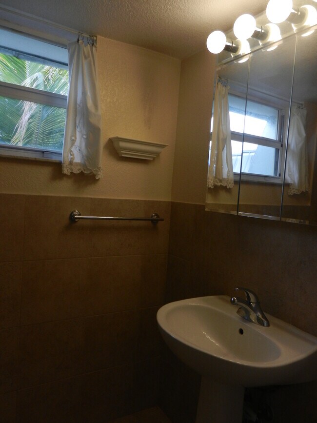 Foto del edificio - 8950 SW 69th Ct