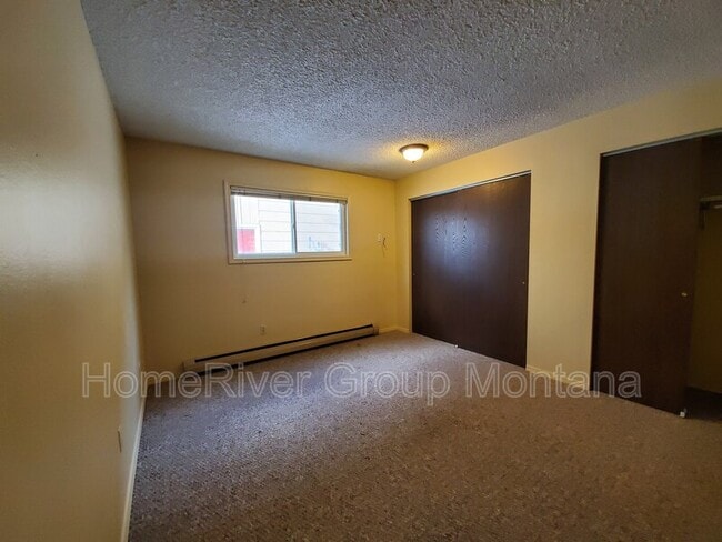 Building Photo - 913 Pattee Creek Dr