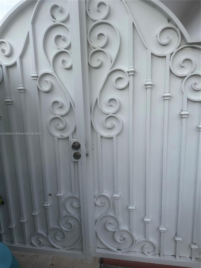 Building Photo - 11413 SW 129th Pl