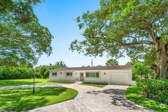 Building Photo - 809 S Atlantic Dr