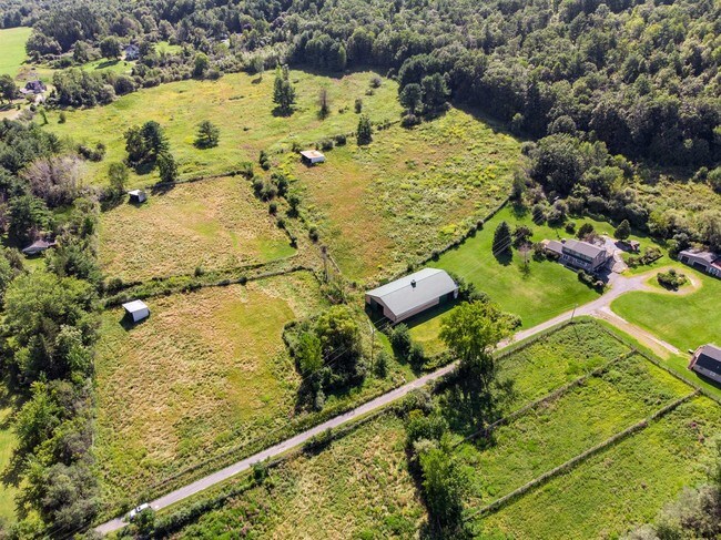Building Photo - 2809 Lower Gregg Rd