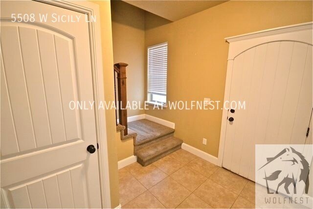 Foto del edificio - No Deposit Option! Sensational 3 Bedroom H...