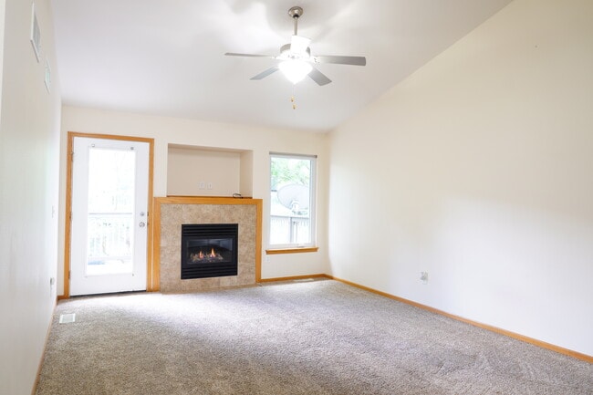 Building Photo - 1009 Twilight Dr