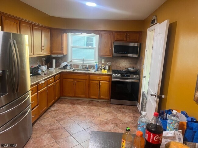 Foto del edificio - 5 Garden Dr