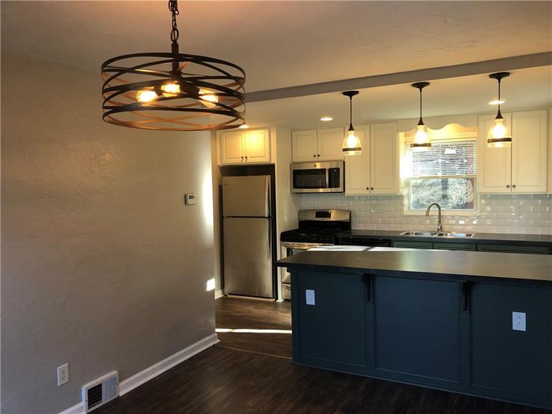 Foto principal - 2379 Whited St