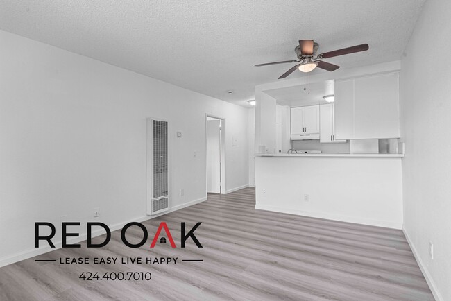 Building Photo - ~1 Month FREE~ Marvelous, One Bedroom with...