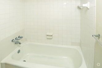 Clairridge Estates Apartments photo'