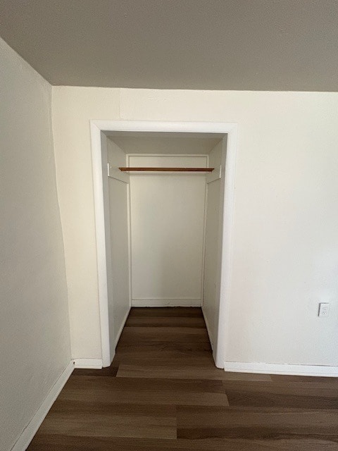 Building Photo - Charming 2 Bed, 1 Bath Lower Level Unit wi...