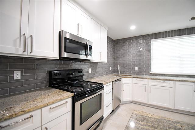 Building Photo - 3430 Princeton Dr