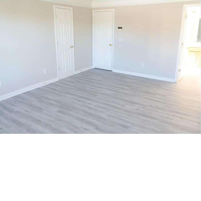 Building Photo - 981 Laurel Cove Way