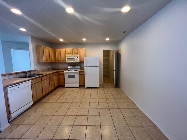 Foto del edificio - Newley Updated 3bed 2bath In West Nampa