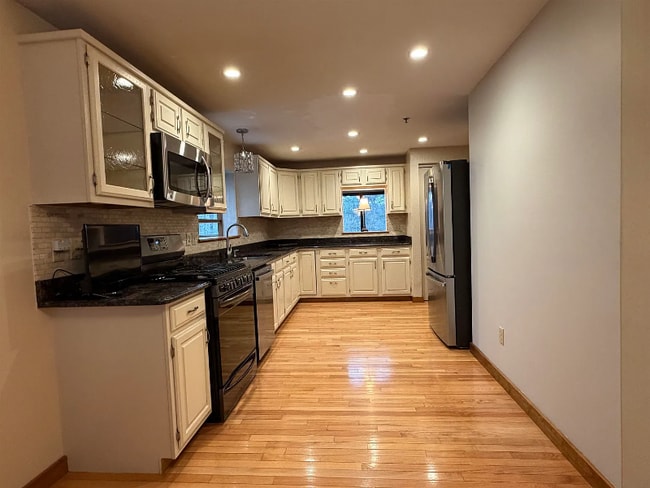 Foto del edificio - 17 Bayberry Dr