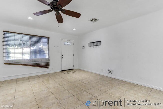 Building Photo - 4 br, 2 bath House - 1653 Robin Hood Ct, S...