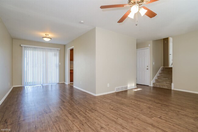 Building Photo - 3 br, 2 bath House - 8418 E 92nd Pl