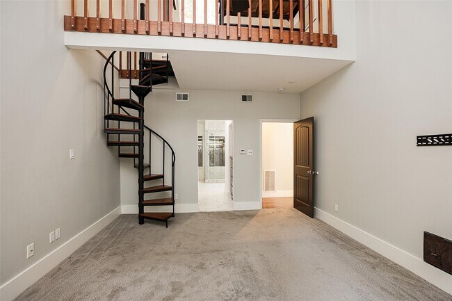 Foto del edificio - 75 Indian Clover Dr