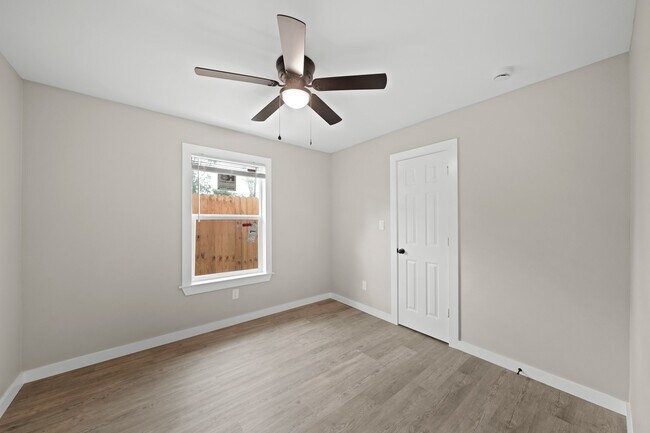 Foto del edificio - 1644 County Rd 180