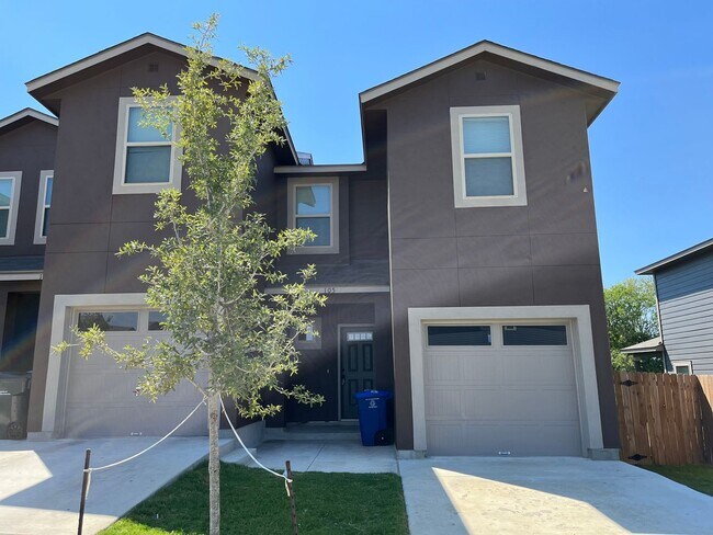 Foto del edificio - 13903 Annas Way #105, San Antonio, TX. 78233