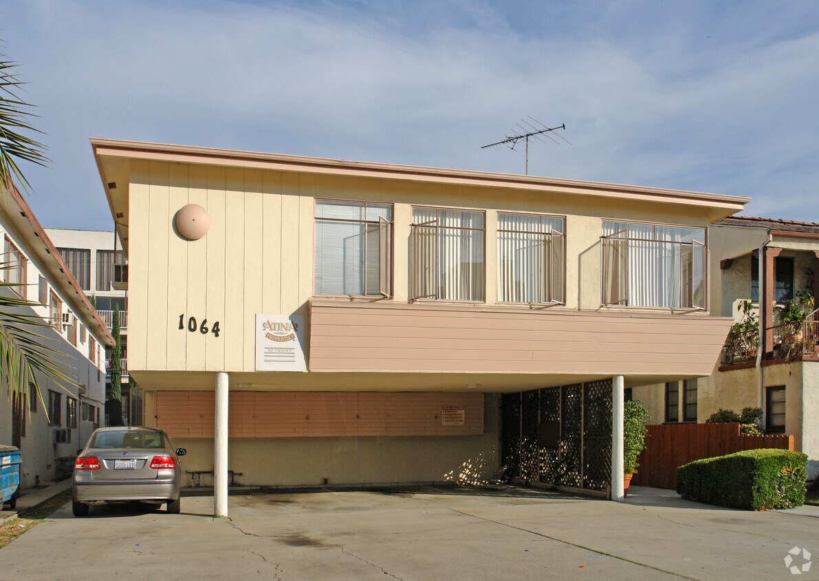 Building Photo - 1064 S Wooster St