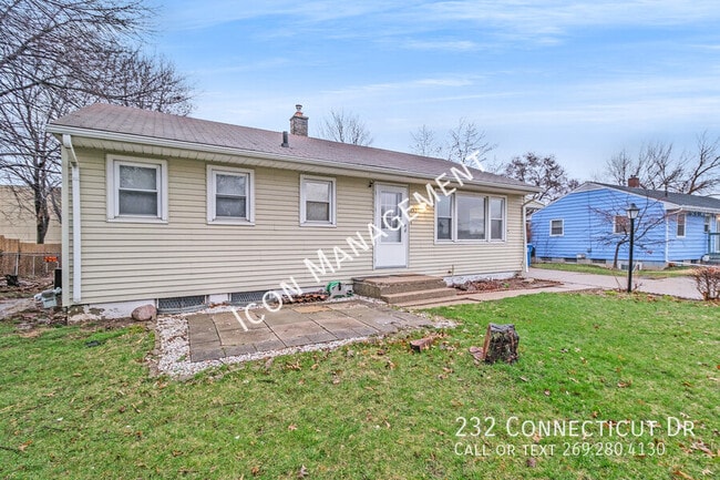 Building Photo - 232 Connecticut Dr