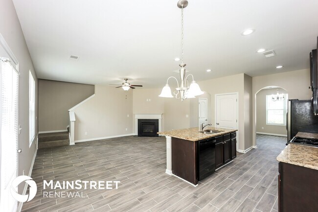 Foto del edificio - 6372 Woodwell Dr